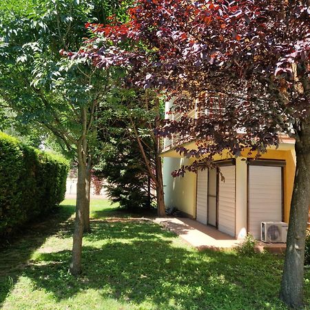 Siofoki Beach Apartman Exterior photo